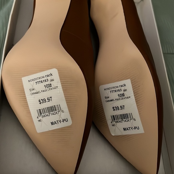 Brown Heels - Picture 4 of 4